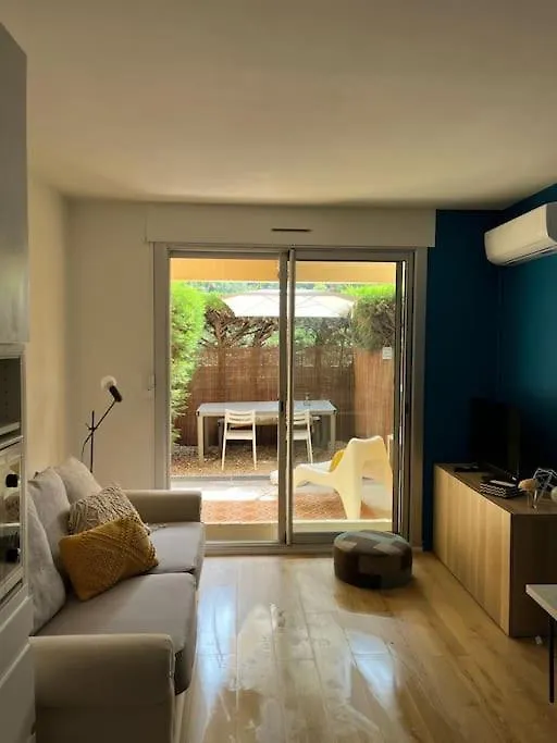 Studio Bord De Mer Boulouris A Saint Raphael Appartement