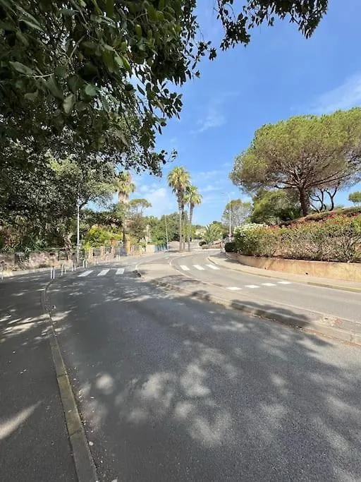 Studio Bord De Mer Boulouris A Saint Raphael Apartment Saint-Raphael (Var)